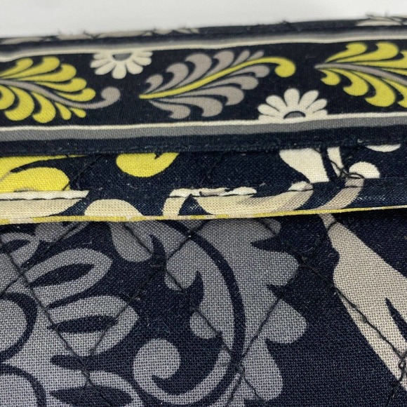 EUC Vera Bradley Baroque Trifold Euro Compact Paisley Wallet For Crafts/Repairs - Picture 7 of 11